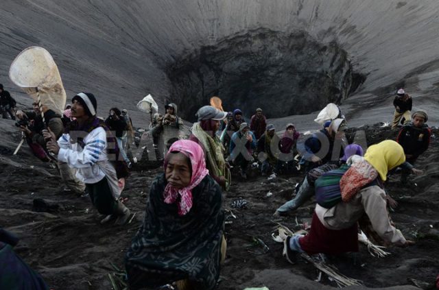 yadnya-kasada-festival-indonesia