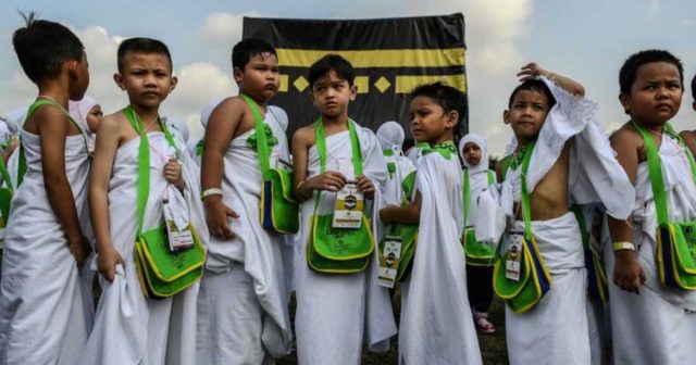Practice run for little Hajis in Malaysia Hajis