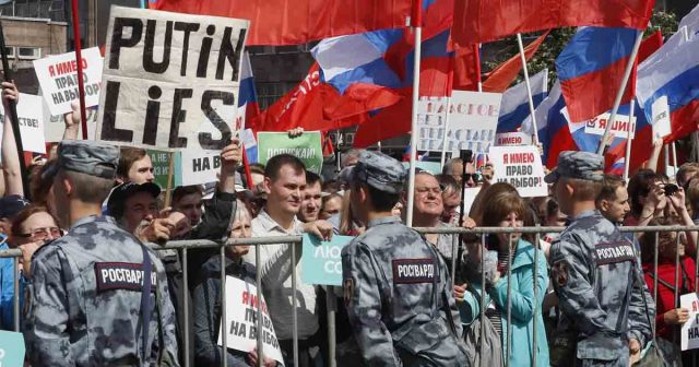 Putin in trouble as Russians plan major Moscow Protest Putin