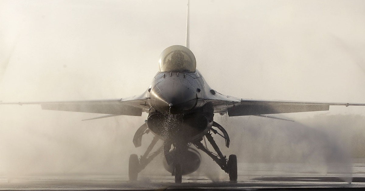 Pakistan F-16