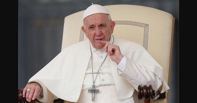 Pope Francis stuck in Vatican lift on way to prayers Pope Francis stuck in Vatican lift on way to prayers