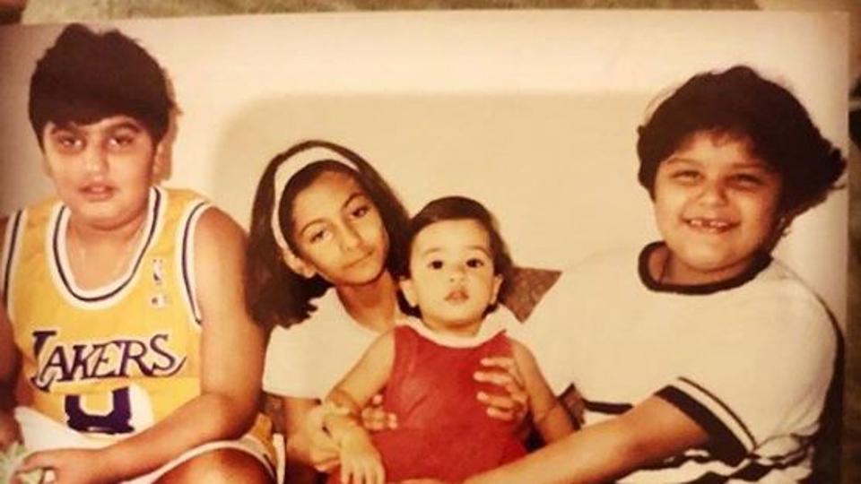 Arjun Kapoor shares cute throwback pic with Rhea, Anshula and toddler Janhvi Kapoor. See below – Hindustan Occasions