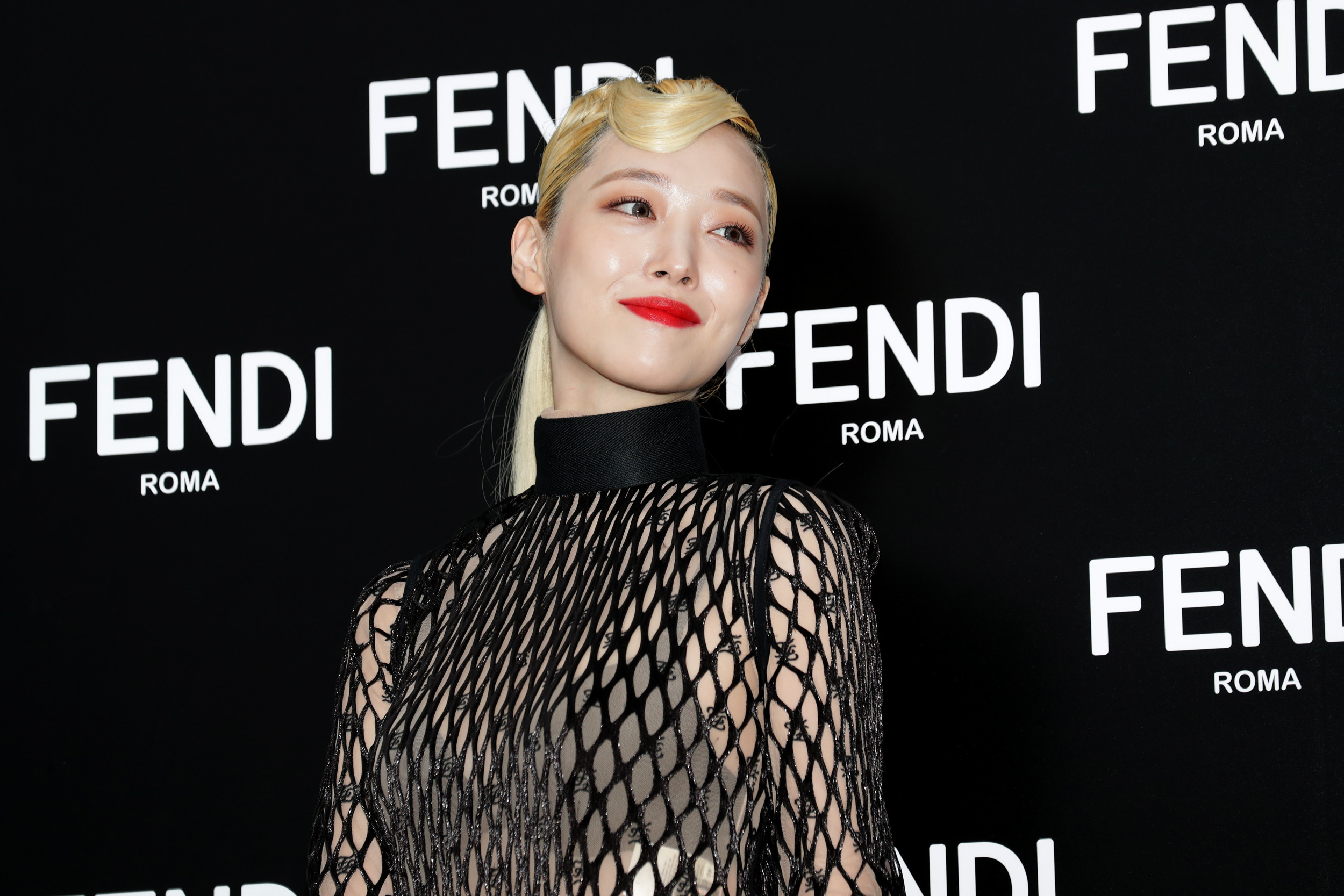 K-pop Singer Sulli Lifeless at twenty five – Newsweek