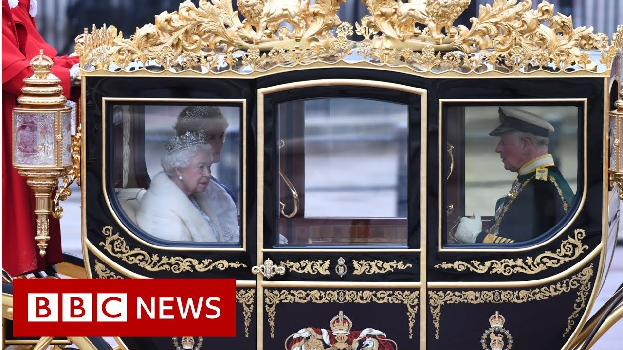 Queen leaves Buckingham Palace – BBC Information – BBC Information