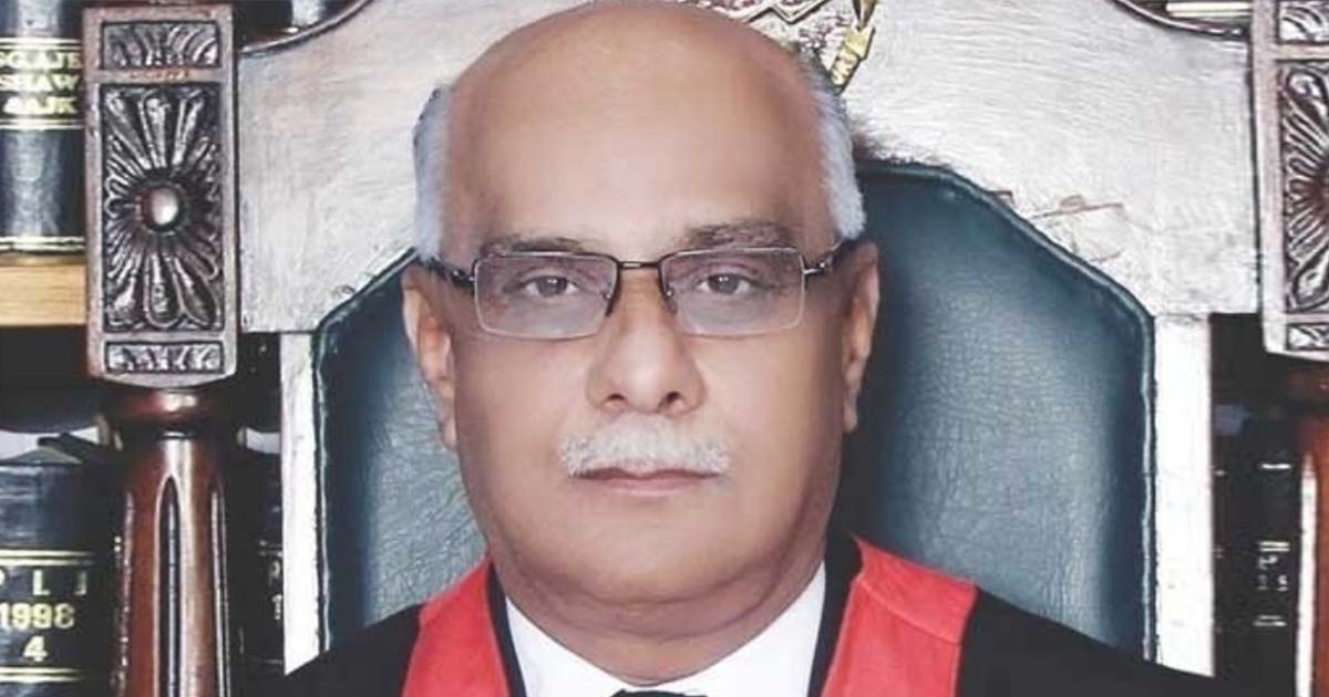 Justice Waqar