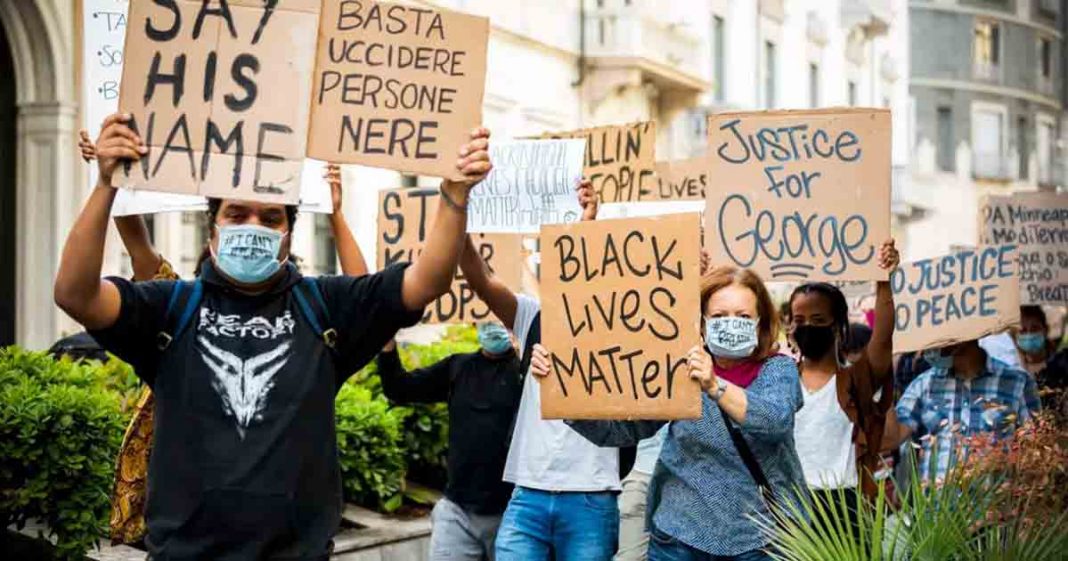 Iran foreign ministry tweets about floyd