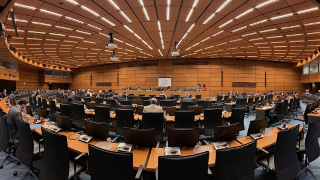 IAEA passes critical resolution on Iran