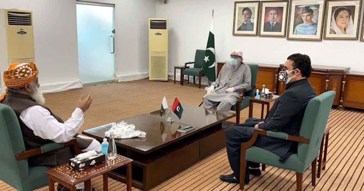 Maulana Fazal calls on Zardari: Will 18th amendment amended? -