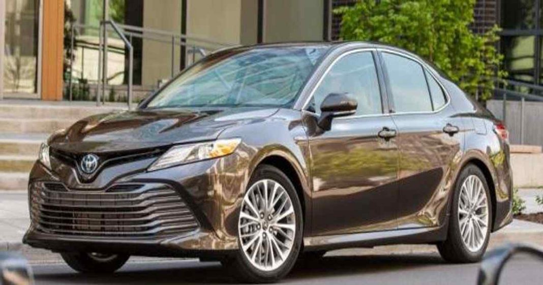 Toyota Camry 2020