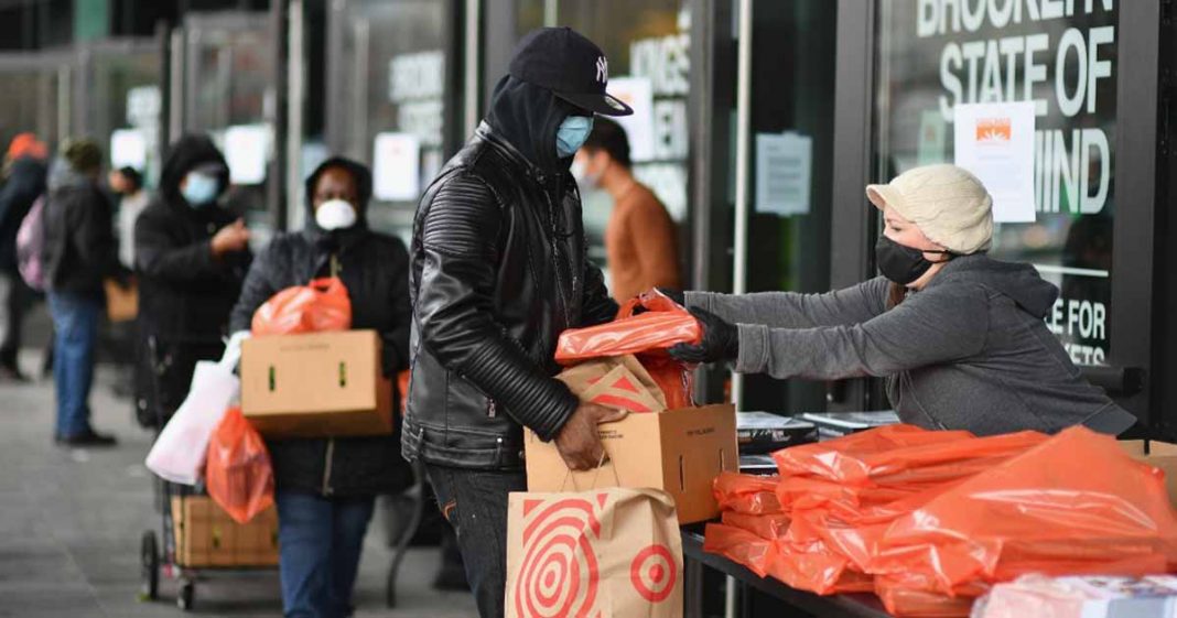 US jobless claims dip