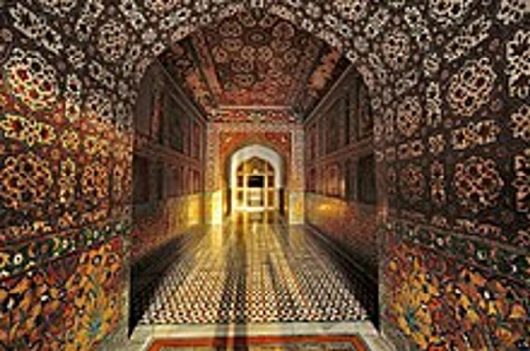 Jahangir tomb