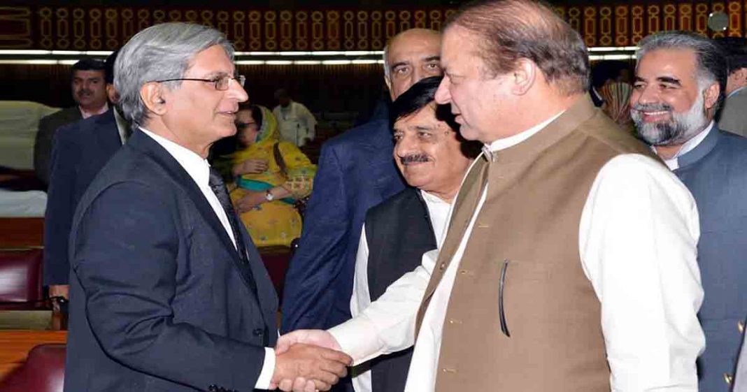 Nawaz Sharif proclaimed offender