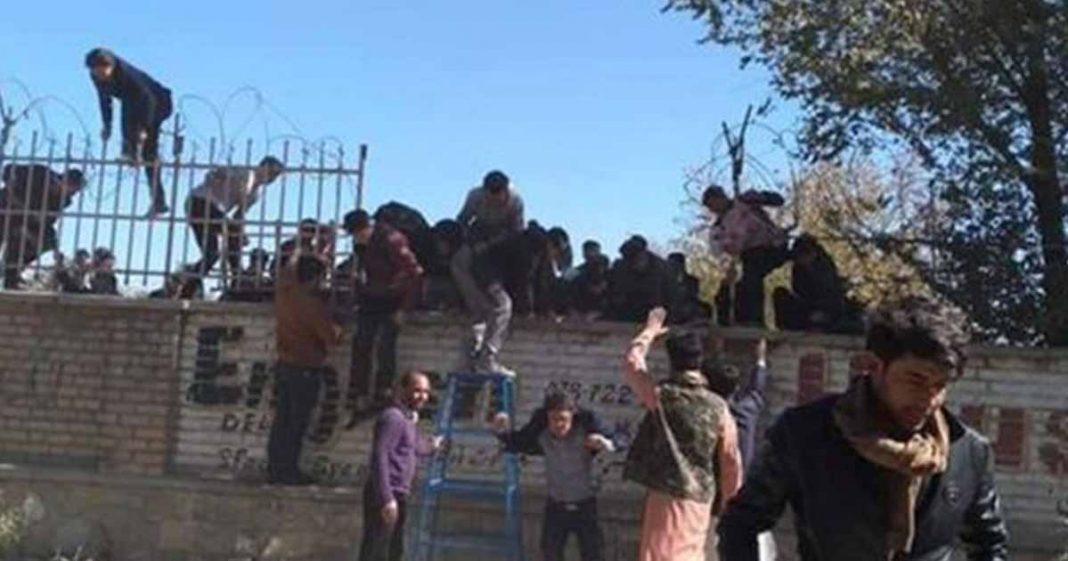 Gunmen stormed university