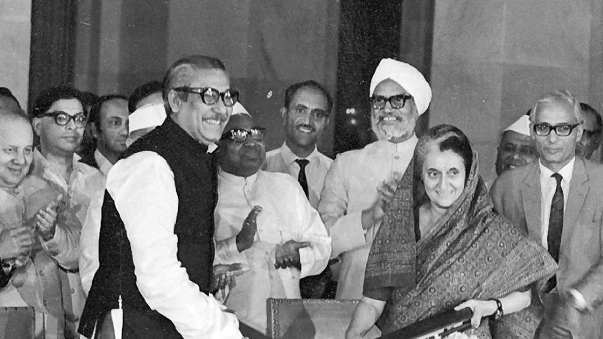 India was one of the few nations that acknowledged the political and economic problems of the people of East Pakistan in the late 1960s. The Awami League and Bangabandhu had the support of the Indian government, which helped the group and its leaders in their fight for independence.