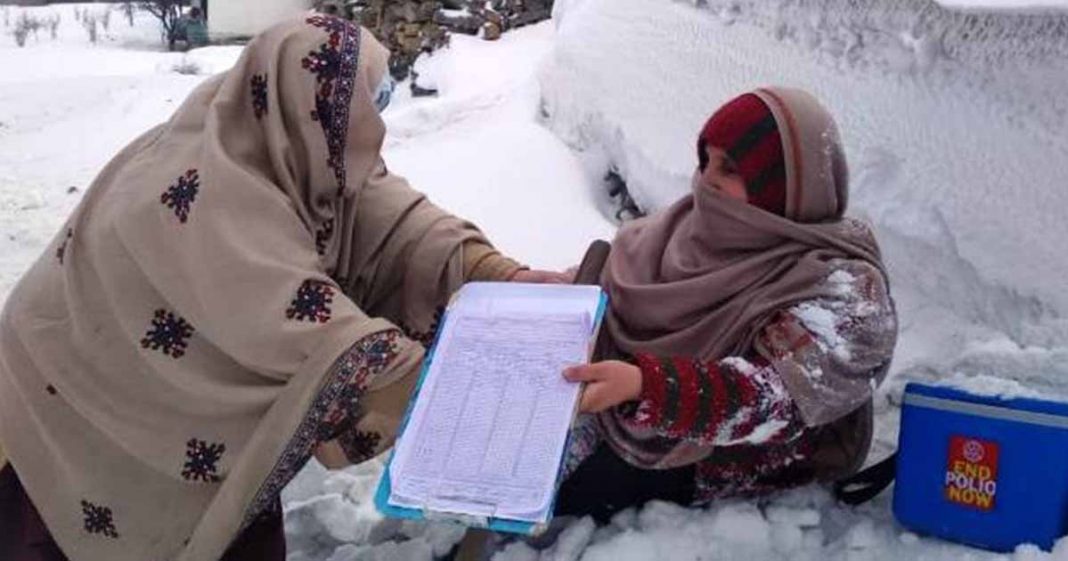 Polio worker snowfall