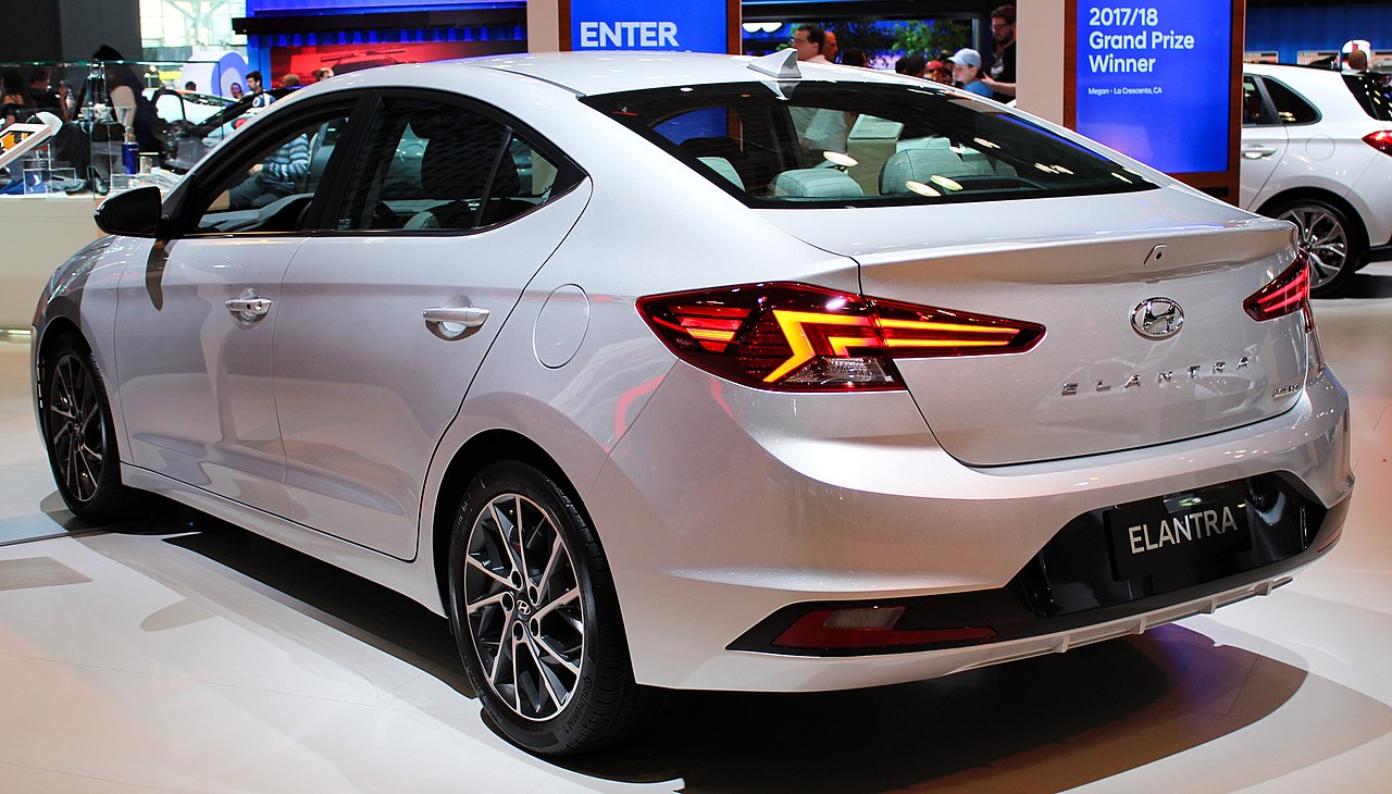 Elantra Exterior