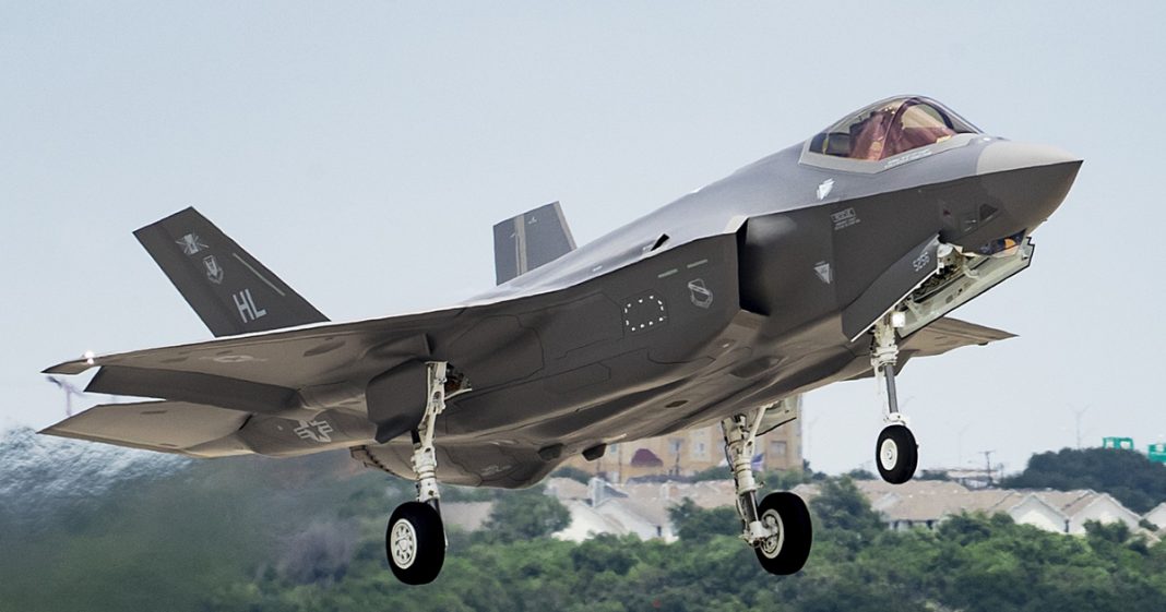 F-35 Taking off