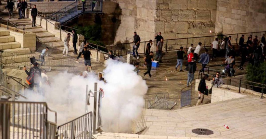 Pakistan condemn Israeli violence