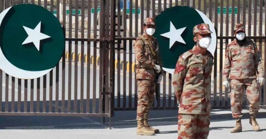 Pakistan tightens borders