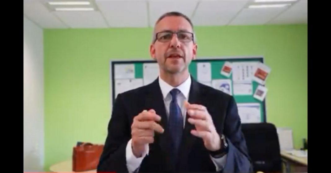 UK teacher Palestinian flag