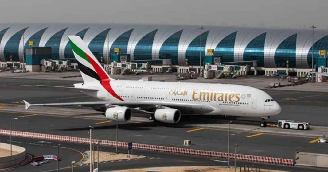 UAE bar travel from Pakistan