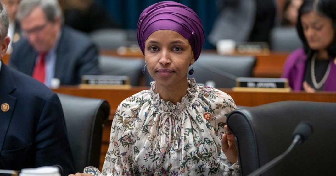 likens US Israel to Taliban