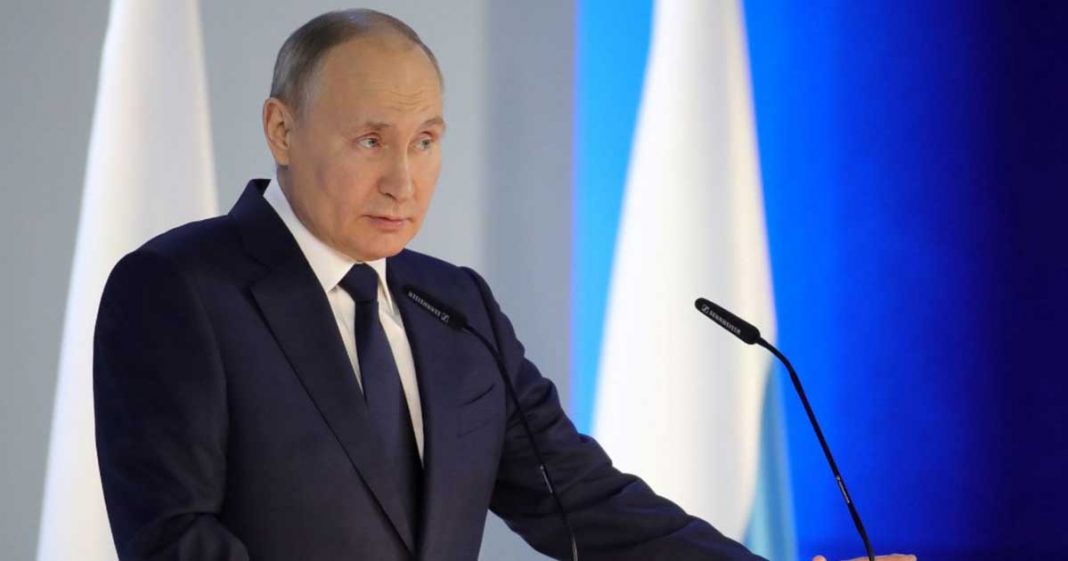 Putin sign Open Skies