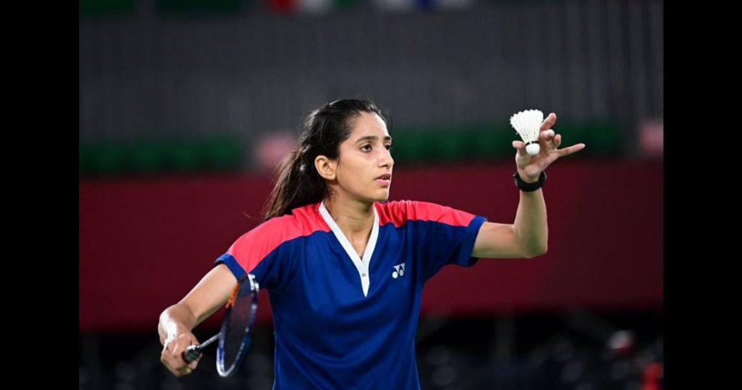 Mahoor Shahzad apologizes Pathan