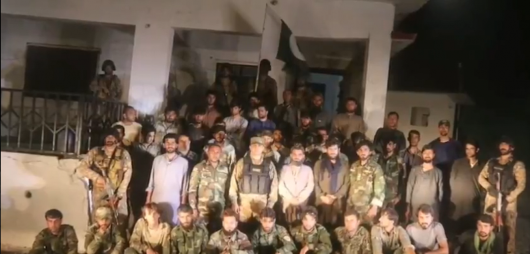 Afghan soldiers Pakistan Army