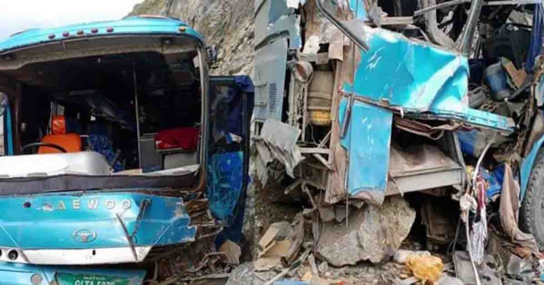 Shows destroyed buses in Upper Kohistan blast