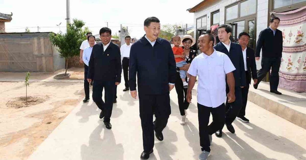 Taking 700m Chinese out of Poverty