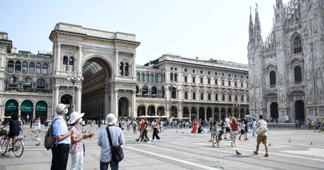 EU removes US safe-travel list