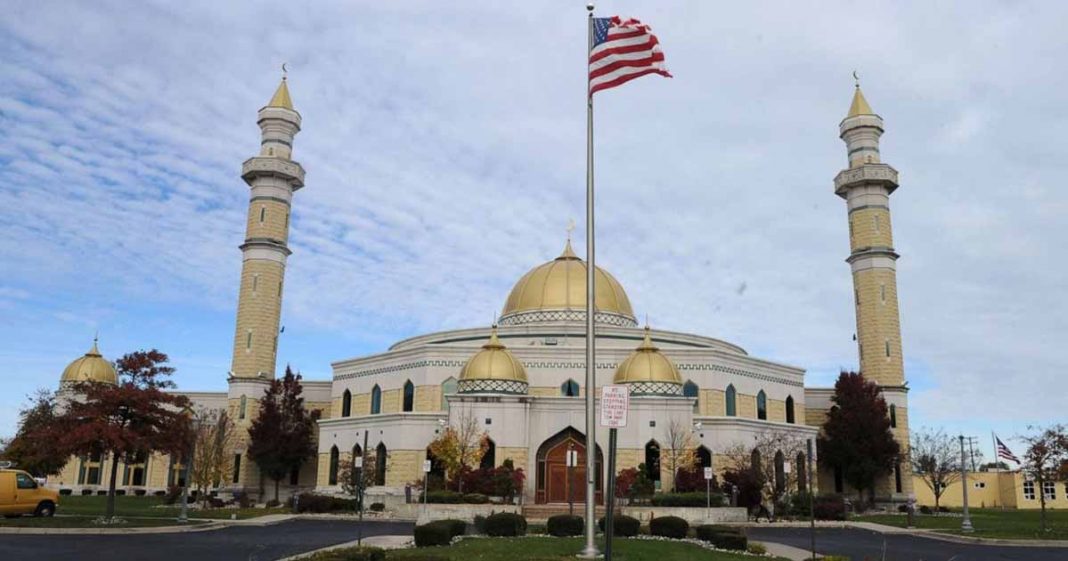 ISPU study on American Mosque