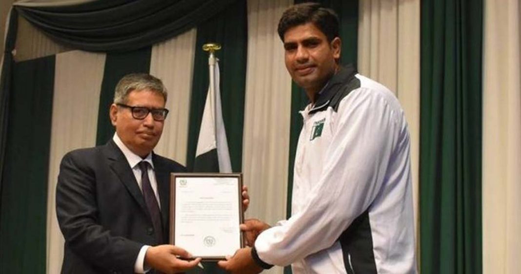 Tokyo hosts Javelin thrower