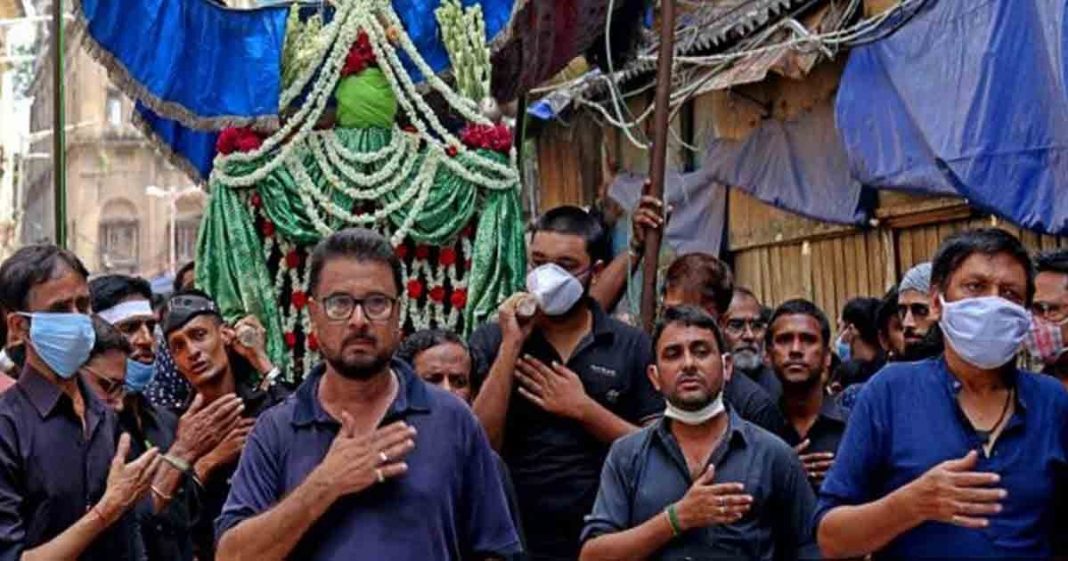 Crowd chants ‘Pakistan Zindabad’