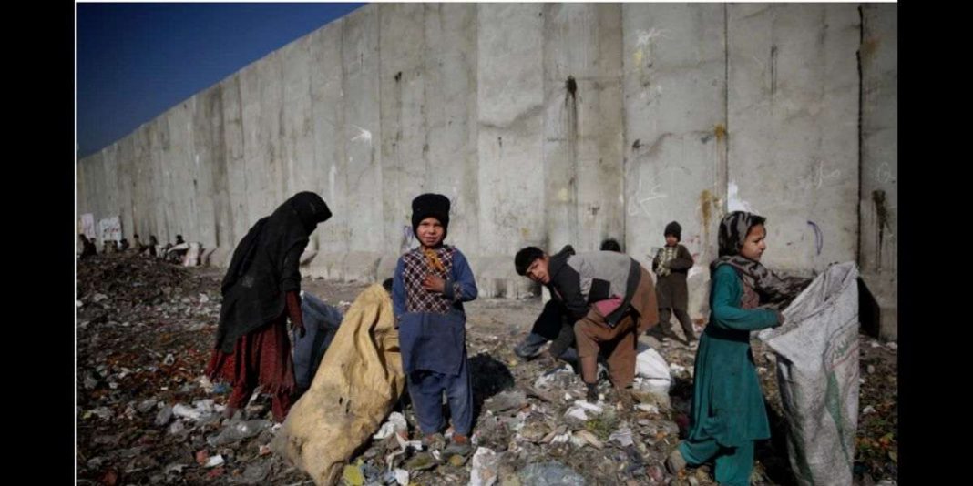 Afghanistan on the brink of humanitarian collapse, UNDP report