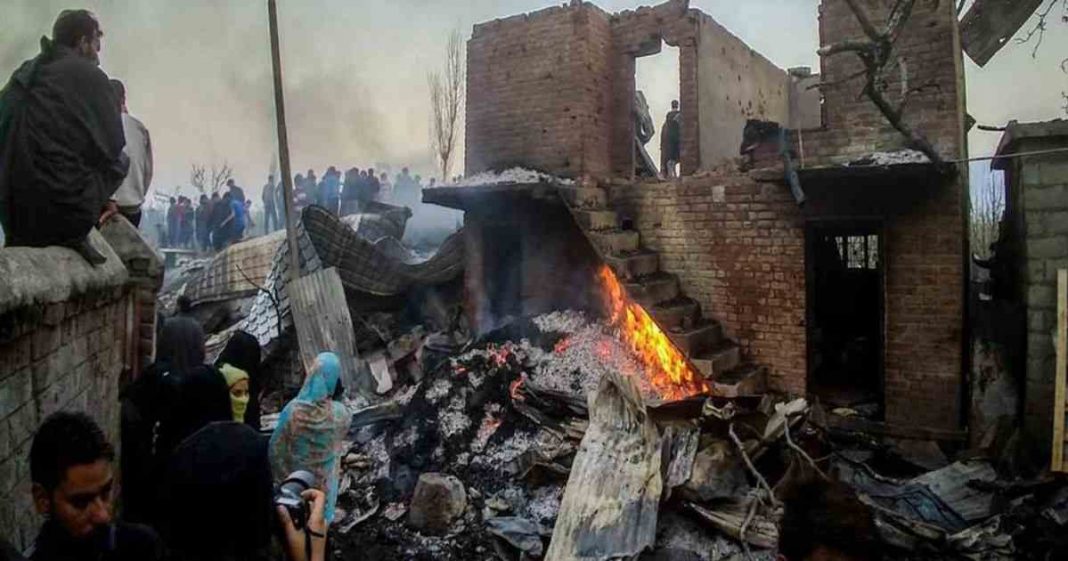 Kashmir and Indian forces