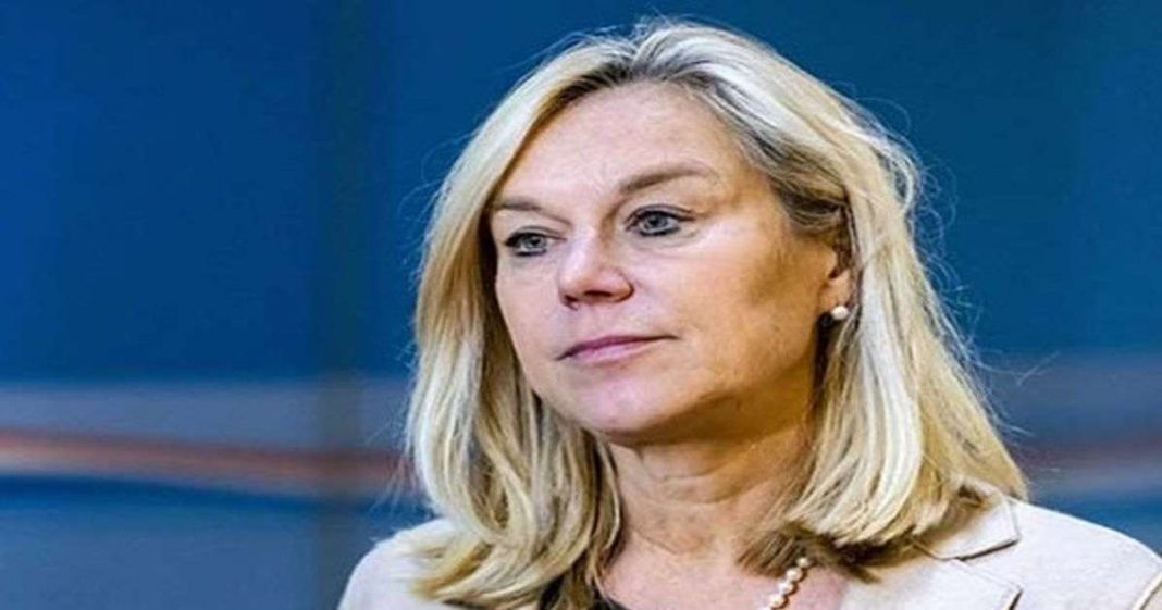 Sigrid Kaag in Pakistan