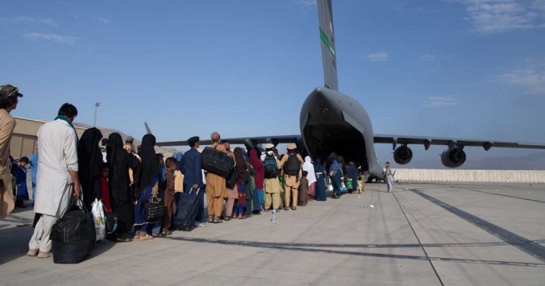 Taliban allow Americans to leave Afghanistan