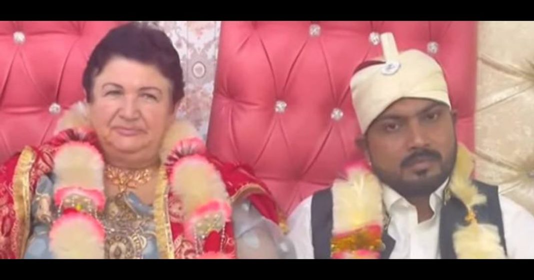 Woman Poland marries Pakistani