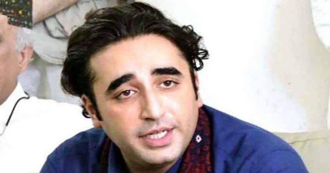 FM shares Lyari's football potential with FIFA president in Qatar