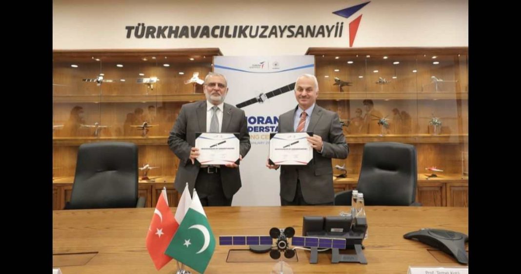 Pakistan Turkey satellites