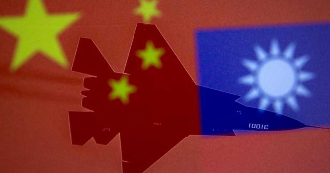 plane flew Taiwan island