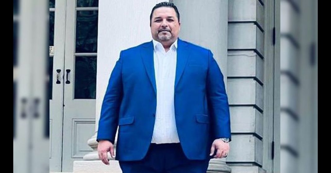 Pakistani-American senior advisor