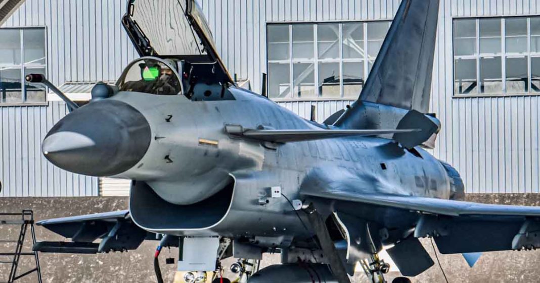 J-10C lands in Kamra