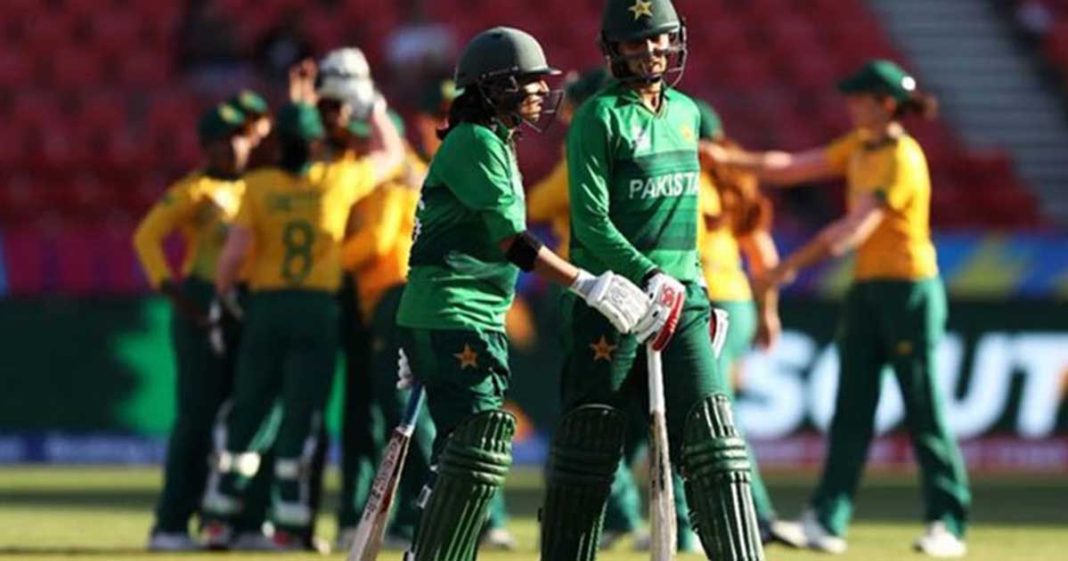 Pakistani team straight defeats