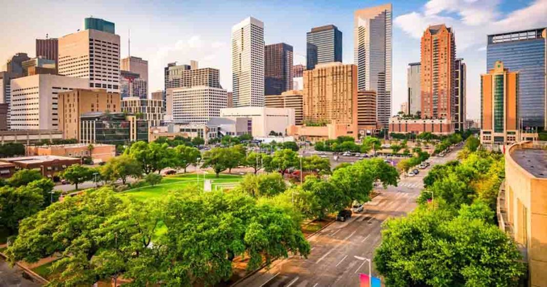 Lahore Downtown land auction