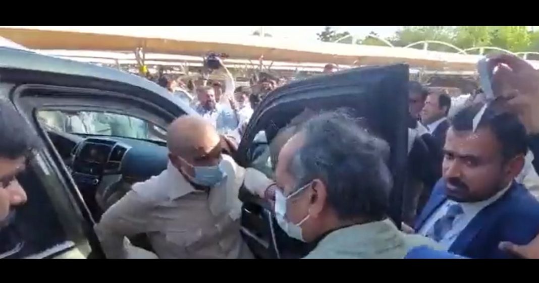 Guard Shahbaz Sharif car