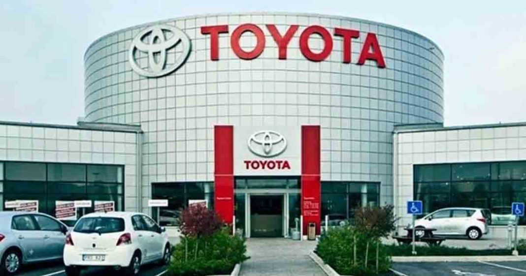 Toyota again increase prices