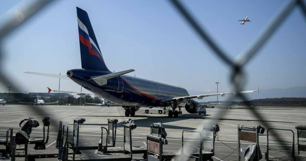 US bans Russian airlines